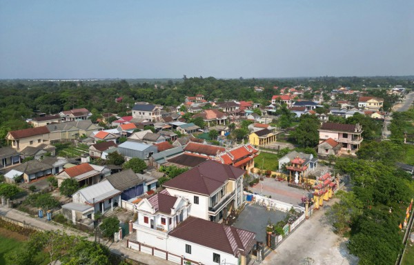 Trăm năm đất tổ kim hoàn: Làng Kế Môn và duyên phận với vàng Trăm năm đất tổ kim hoàn: Làng Kế Môn và duyên phận với vàng