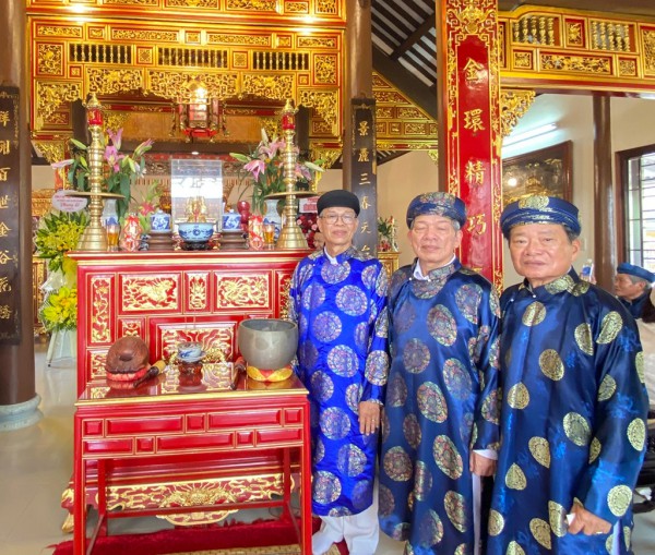 Trăm năm đất tổ kim hoàn: Từ đường độc nhất vô nhị Trăm năm đất tổ kim hoàn: Từ đường độc nhất vô nhị