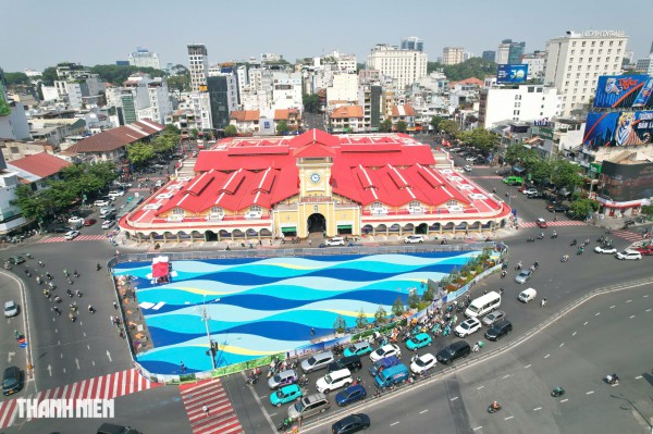 Tranh cãi diện mạo mới của chợ Bến Thành sau khi chỉnh trang