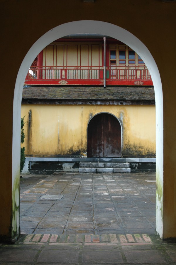 Triều Nguyễn một góc nhìn khác: Giải mã 'bức mật thư' Triều Nguyễn một góc nhìn khác: Giải mã 'bức mật thư'