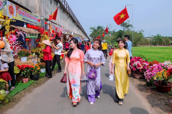 Từ ngày hội nghĩa tình đến những mùa xuân sẻ chia
