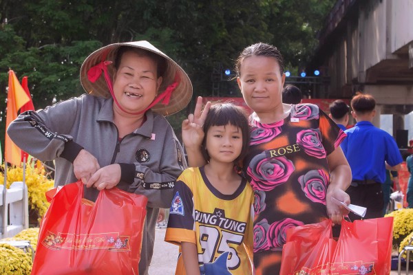 Từ ngày hội nghĩa tình đến những mùa xuân sẻ chia