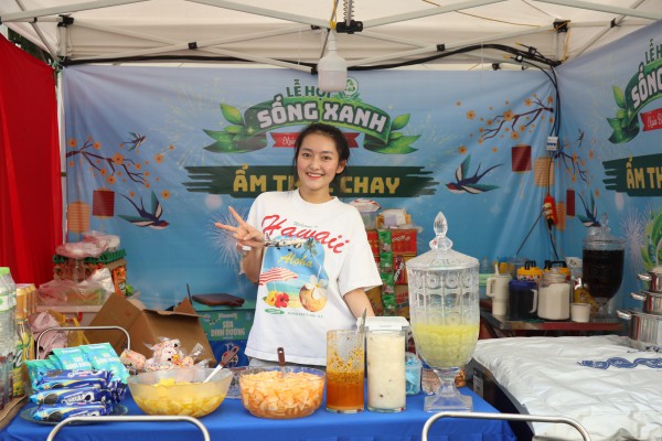 Tưng bừng khai hội 'Sống xanh - Ẩm thực chay' Tưng bừng khai hội 'Sống xanh - Ẩm thực chay'