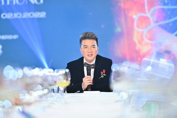 Uyên Linh tiết lộ lý do tham gia live show tiền tỉ của Đàm Vĩnh Hưng
