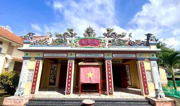 Vật thiêng của làng: Hai bộ xương ‘thần Nam Hải’ trên đảo Lý Sơn