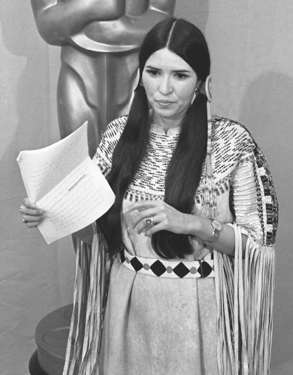 Viện Hàn lâm Khoa học và Nghệ thuật Điện ảnh xin lỗi người Mỹ bản địa sau 50 năm