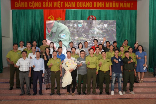 Vinh danh những người giữ rừng thầm lặng Vinh danh những người giữ rừng thầm lặng