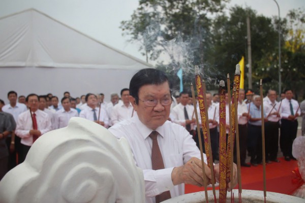 Xây dựng nhà lưu niệm Võ Văn Tần, Võ Văn Ngân