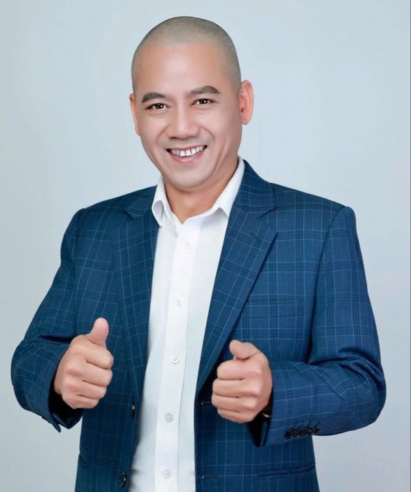 Đạo diễn Trần Bình Trọng: 16 năm làm phim tết cho nông dân Đạo diễn Trần Bình Trọng: 16 năm làm phim tết cho nông dân