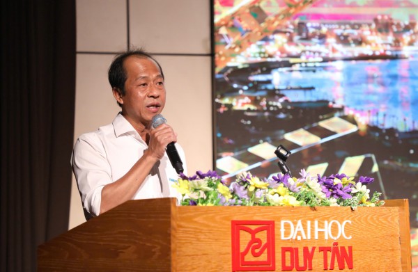 'Đạo diễn trăm tỉ' Nguyễn Quang Dũng, Lê Thiện Viễn 'tiếp lửa' làm phim đến sinh viên