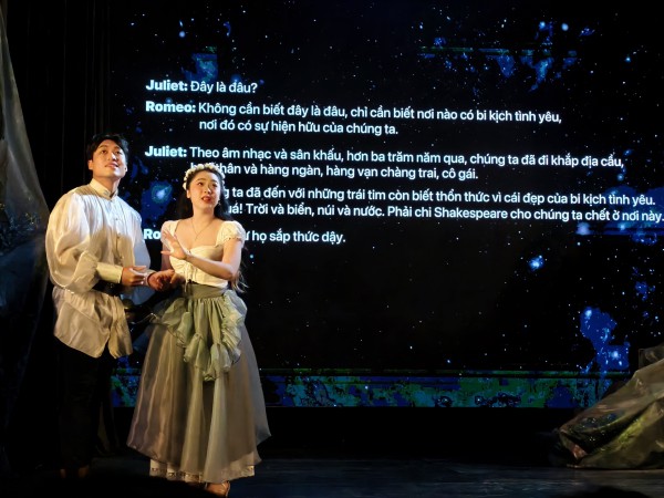 Ốc Thanh Vân gặp gỡ linh hồn Romeo và Juliet Ốc Thanh Vân gặp gỡ linh hồn Romeo và Juliet