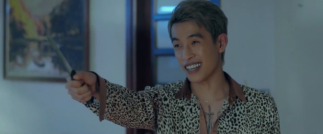 Biệt dược đen – Tập 11: Lộ nội dung clip Vương quay lại được để uy hiếp Long Biệt dược đen – Tập 11: Lộ nội dung clip Vương quay lại được để uy hiếp Long