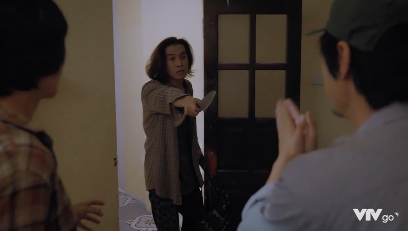 Cuộc đời vẫn đẹp sao – Tập 35: Bố con Lưu thoát nạn, Bát vẫn nhởn nhơ chưa bị “sờ gáy”