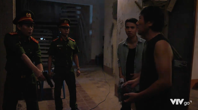 Cuộc đời vẫn đẹp sao – Tập 35: Bố con Lưu thoát nạn, Bát vẫn nhởn nhơ chưa bị “sờ gáy”