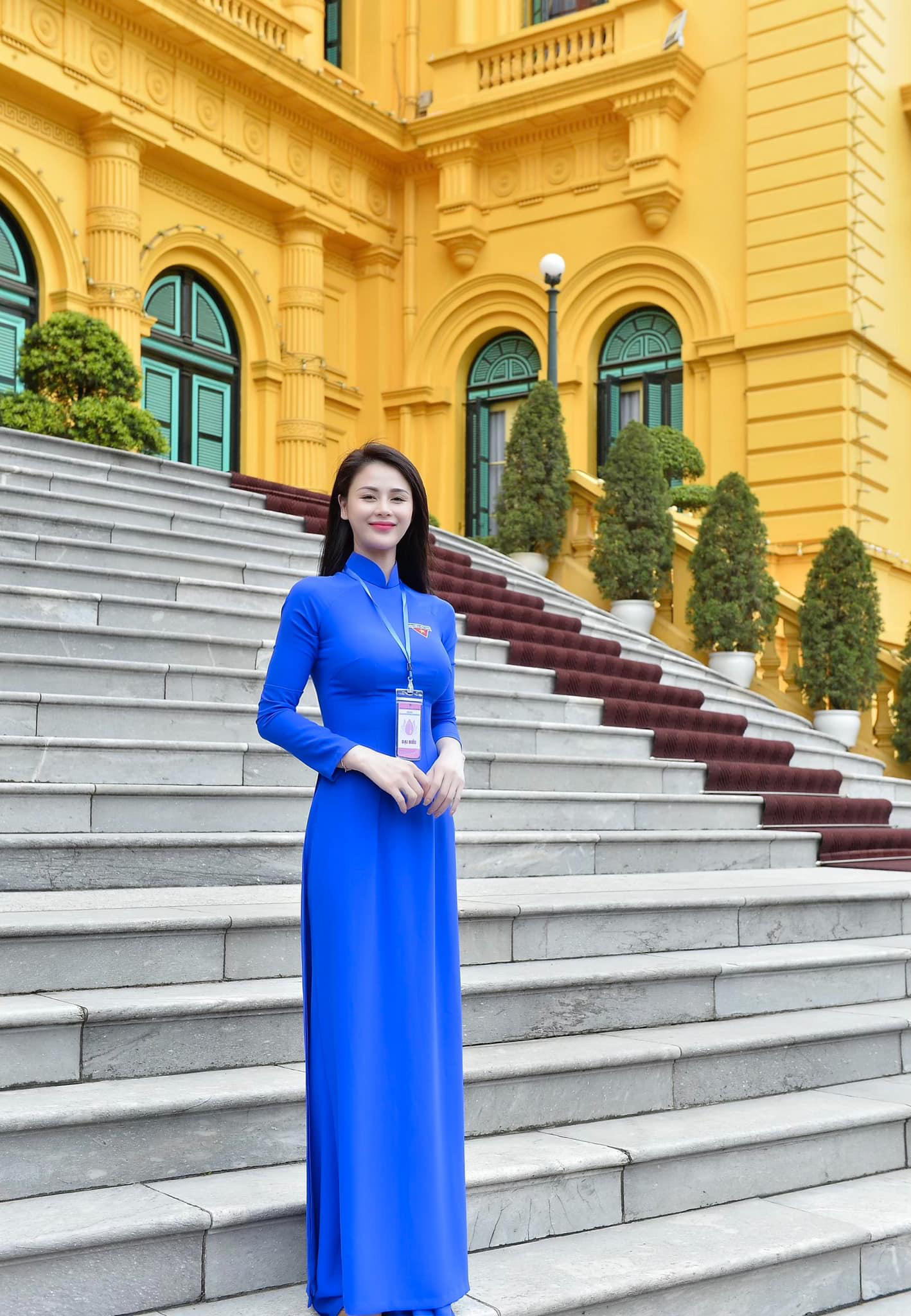 Diễn viên Việt tuần qua: Hồng Diễm diện áo tắm, Quỳnh Kool hoá nữ sinh trở lại trường xưa