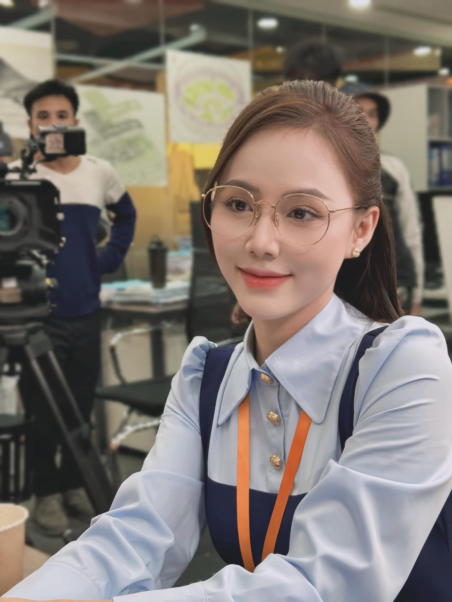 Diễn viên Việt tuần qua: Thu Quỳnh xinh như công chúa, Minh Thu hé lộ vai diễn "lành ít dữ nhiều"