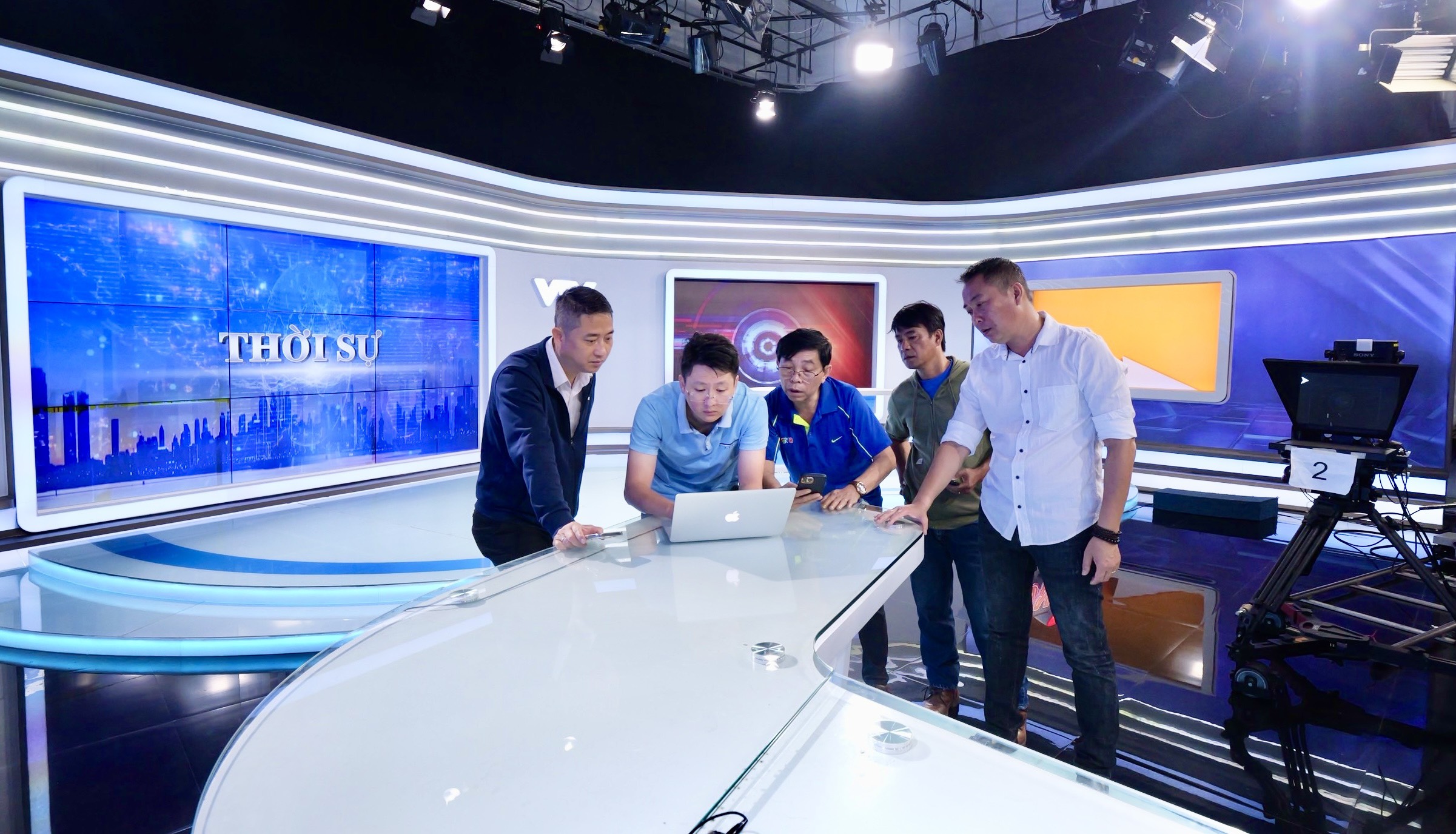 "Du xuân” chiều 30 Tết cùng VTV8