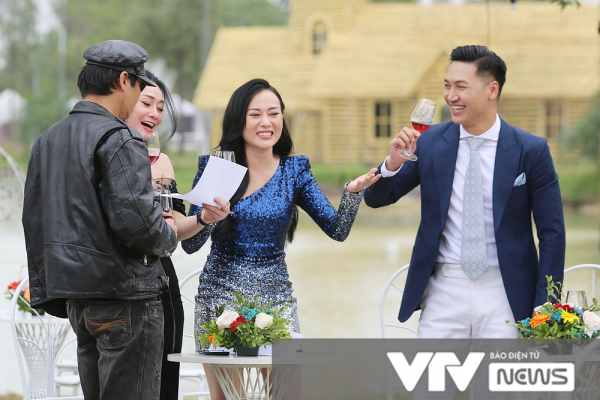 Gặp gỡ diễn viên truyền hình 2022: Loạt cặp đôi đẹp trong phim Việt sánh vai bên nhau