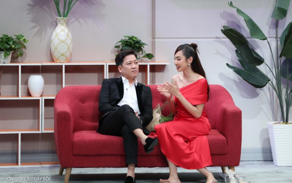 Hoa hậu Thùy Tiên vướng tình tay ba cùng Trường Giang – Hoàng Phi