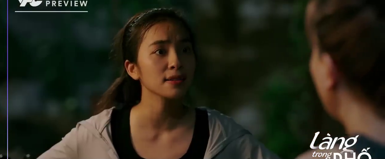 Làng trong phố - Tập 11: Hoài thẳng tay trị "chị Lệ trà xanh" Làng trong phố - Tập 11: Hoài thẳng tay trị "chị Lệ trà xanh"