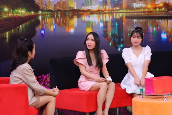 MC Ốc Thanh Vân giúp cô bé 13 tuổi vượt qua khó khăn khi ba mẹ ly hôn