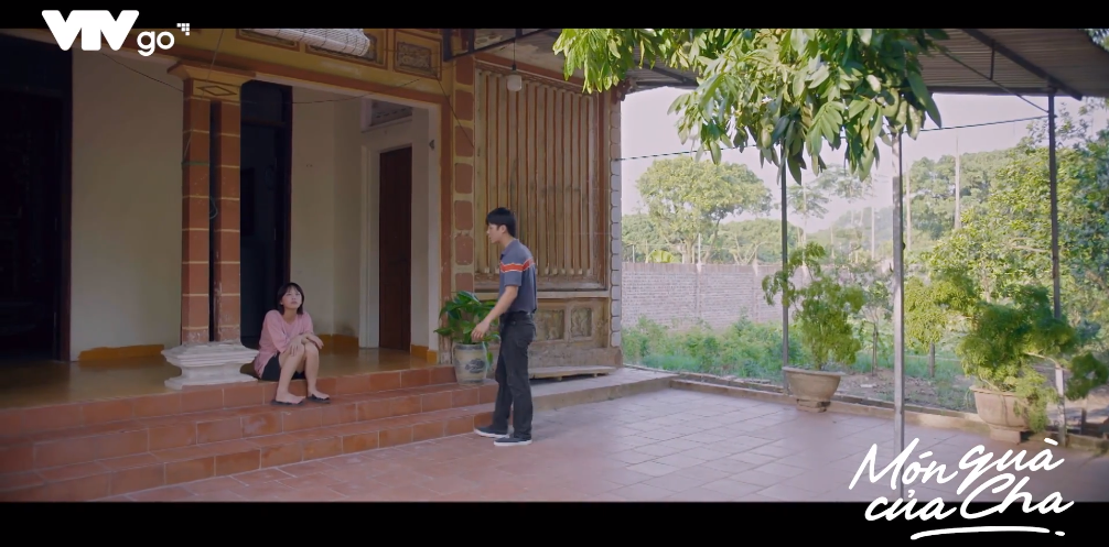 Món quà của cha – Tập 13: Ninh nghỉ bán hàng vì ghen với khách Món quà của cha – Tập 13: Ninh nghỉ bán hàng vì ghen với khách