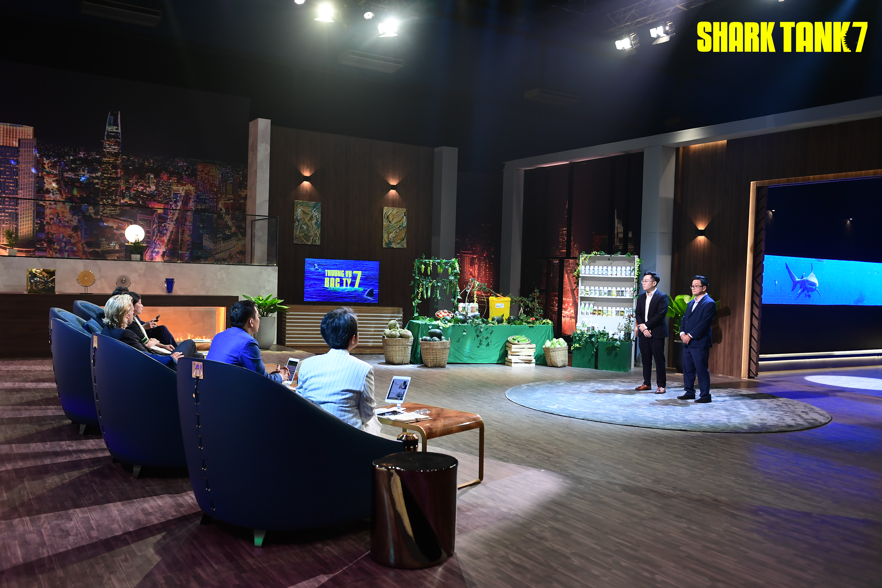 Shark Tank: Startup chế phẩm sinh học khiến 5 Shark cùng đầu tư