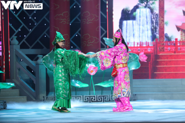 Táo quân 2022: Quang Thắng, Vân Dung "song kiếm hợp bích" khiến khán giả đã mắt