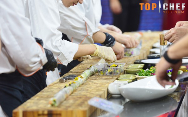 Top Chef – Tập 6: Kỷ lục món cuốn dài 3,3m với 10 hương vị khác biệt