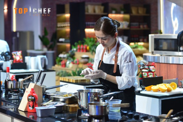 Top Chef Việt Nam - Tập 2: Món Gà ngũ phúc lọt top trending ngon "hết nước chấm"