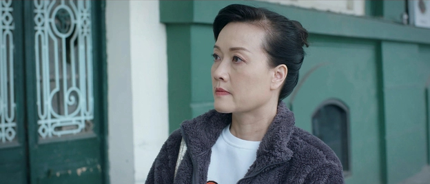 Vào vai bà mẹ độc dị, nghệ sĩ Vân Dung lần đầu tiên không được diễn hài