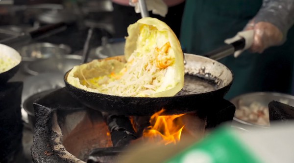 Đầu bếp người Mỹ Chad Kubanoff - Người kết nối và lan tỏa văn hóa Việt qua ẩm thực