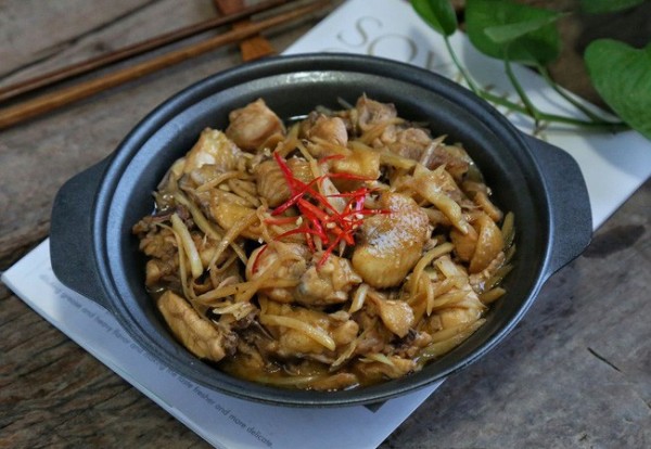 Trời mát làm món kho cho bữa tối là nhất! Trời mát làm món kho cho bữa tối là nhất!