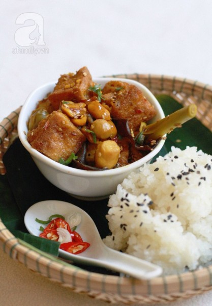 Trời mát làm món kho cho bữa tối là nhất! Trời mát làm món kho cho bữa tối là nhất!