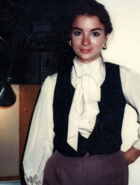 Bị cưỡng bức ở tuổi 21, ngôi sao trẻ chiến đấu với nỗi ám ảnh và trở thành nữ họa sĩ vẽ tội phạm giúp cảnh sát phá giải hơn 1.000 vụ án Bị cưỡng bức ở tuổi 21, ngôi sao trẻ chiến đấu với nỗi ám ảnh và trở thành nữ họa sĩ vẽ tội phạm giúp cảnh sát phá giải hơn 1.000 vụ án