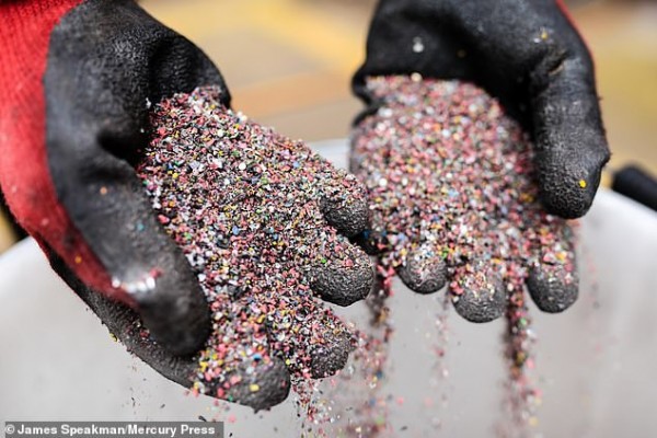 Đột phá siêu to khổng lồ cho Trái đất: Tất cả rác nhựa không thể tái chế được lần đầu tiên được chuyển hết thành điện siêu sạch Đột phá siêu to khổng lồ cho Trái đất: Tất cả rác nhựa không thể tái chế được lần đầu tiên được chuyển hết thành điện siêu sạch