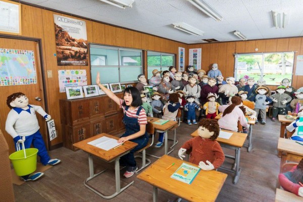 Ghé thăm ngôi làng bù nhìn siêu kỳ lạ ở Nhật Bản, nơi búp bê còn đông hơn con người gấp chục lần Ghé thăm ngôi làng bù nhìn siêu kỳ lạ ở Nhật Bản, nơi búp bê còn đông hơn con người gấp chục lần