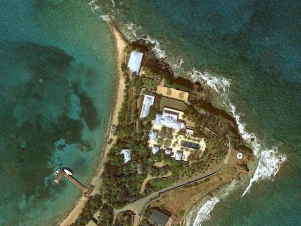 Góc khuất đáng sợ trên "đảo ấu dâm" của gã tỷ phú bệnh hoạn đang gây rúng động nước Mỹ Góc khuất đáng sợ trên "đảo ấu dâm" của gã tỷ phú bệnh hoạn đang gây rúng động nước Mỹ