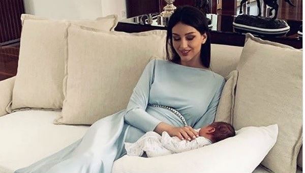 Luật sư xác nhận cựu vương Malaysia đã ly hôn với người đẹp Nga và tuyên bố gây sốc về thân thế đứa trẻ 2 tháng tuổi Luật sư xác nhận cựu vương Malaysia đã ly hôn với người đẹp Nga và tuyên bố gây sốc về thân thế đứa trẻ 2 tháng tuổi