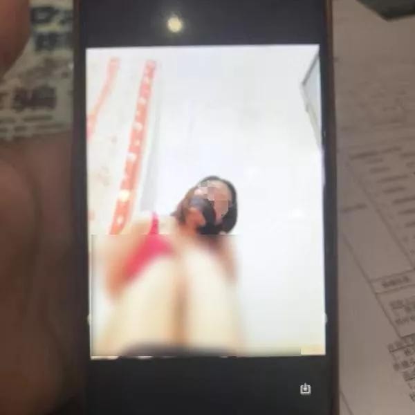 Nhận tin báo người phụ nữ bị bắt cóc kèm đoạn clip tống tiền, cảnh sát vào cuộc điều tra phát hiện sự thật không ai ngờ tới Nhận tin báo người phụ nữ bị bắt cóc kèm đoạn clip tống tiền, cảnh sát vào cuộc điều tra phát hiện sự thật không ai ngờ tới