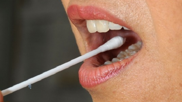 Sự thật nghiệt ngã sau dịch vụ kiểm tra ADN trực tuyến: Làm xét nghiệm "cho vui", cô gái suy sụp khi biết bí mật động trời của người mẹ đã khuất Sự thật nghiệt ngã sau dịch vụ kiểm tra ADN trực tuyến: Làm xét nghiệm "cho vui", cô gái suy sụp khi biết bí mật động trời của người mẹ đã khuất