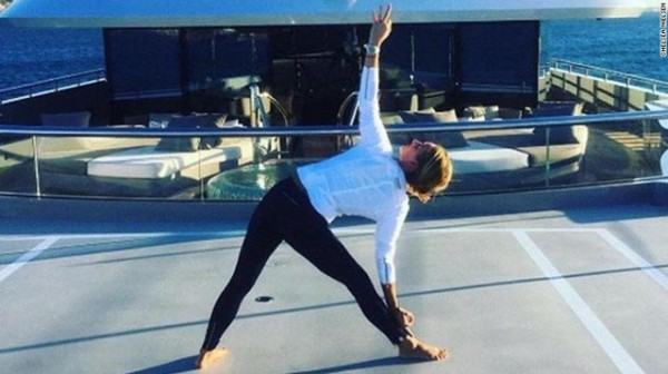 “Vén màn” công việc của các tiếp viên trên siêu du thuyền: Mức lương mơ ước 9.000 USD/tháng nhưng phải đáp ứng đủ yêu cầu khắt khe! “Vén màn” công việc của các tiếp viên trên siêu du thuyền: Mức lương mơ ước 9.000 USD/tháng nhưng phải đáp ứng đủ yêu cầu khắt khe!