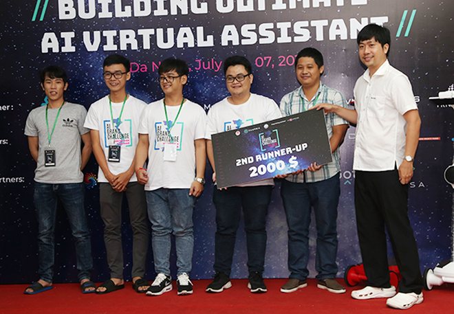 Trường ĐH Duy Tân đoạt giải nhì Hackathon Vietnam AI Grand Challenge 2019 khu vực miền Trung