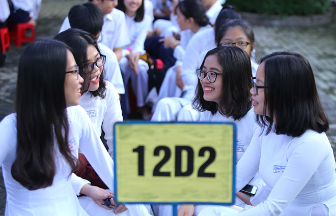 Trường THPT chuyên Lê Hồng Phong TP.HCM và Quận 1 tuyển dụng giáo viên