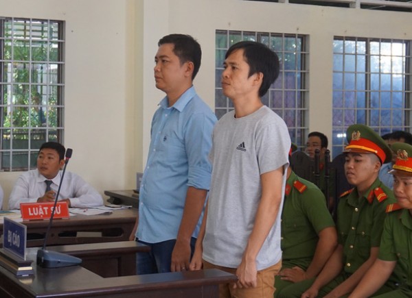 Hai công an đánh chết người vi phạm giao thông: mỗi người 8 năm tù