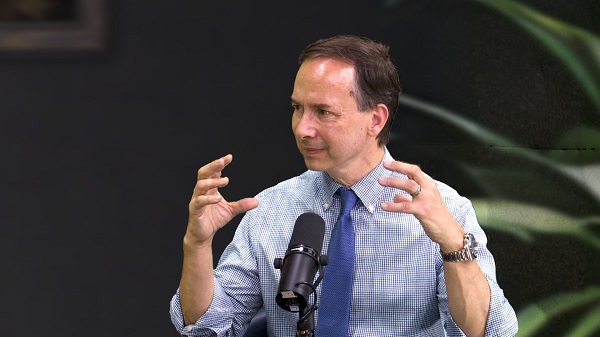 hoc-nganh-nao-cho-kip-xu-the-phat-trien-cua-ai