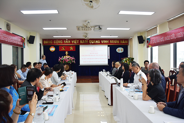 sctv-ung-ho-250-trieu-dong-chia-se-kho-khan-voi-dong-bao-vung-bao-lu