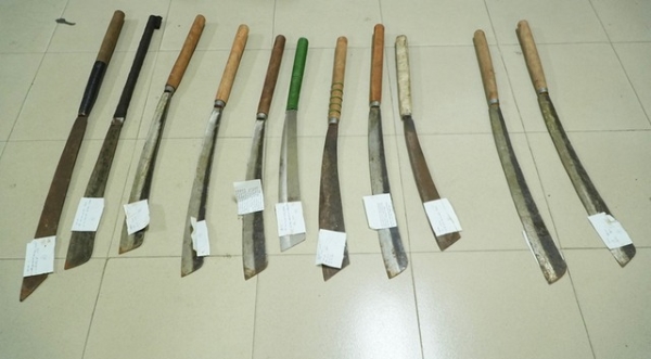 can-tho-dang-bi-khoi-to-tiep-tuc-di-gay-roi-trat-tu-cong-cong