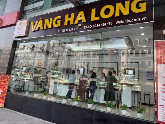 khoi-to-giam-doc-cong-ty-vang-bac-da-quy-ha-long