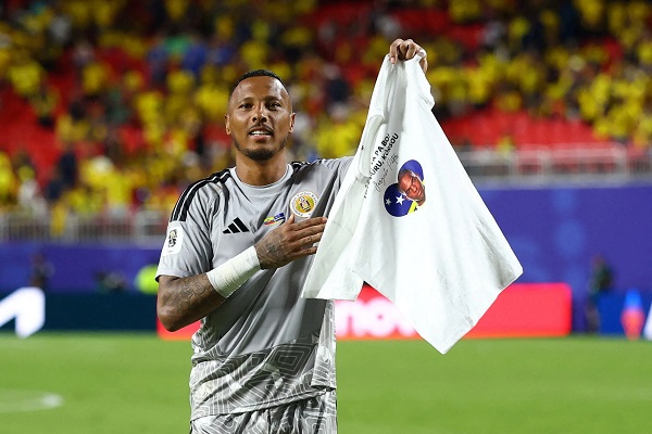 thu-mon-curacao-lap-ky-luc-khong-tuong-di-vao-lich-su-world-cup
